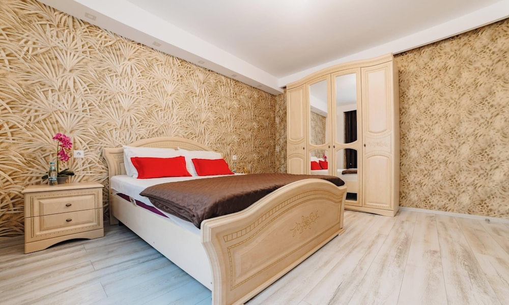 Noua Oasis BNB with parking