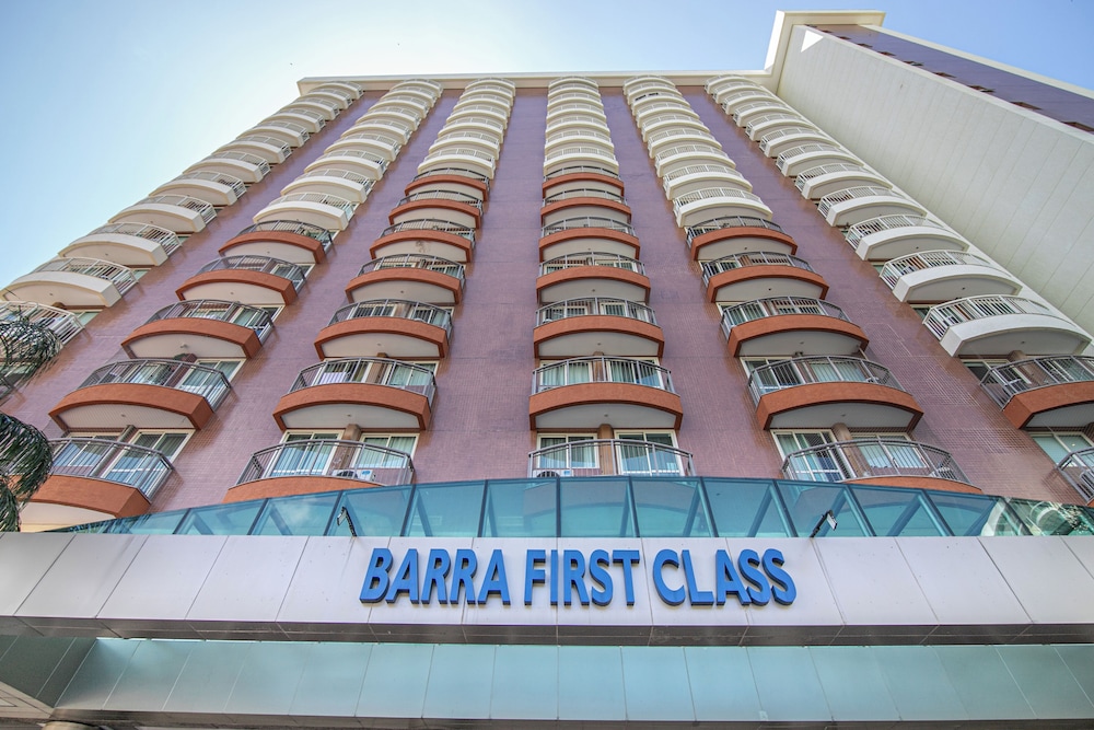 Flat Barra First