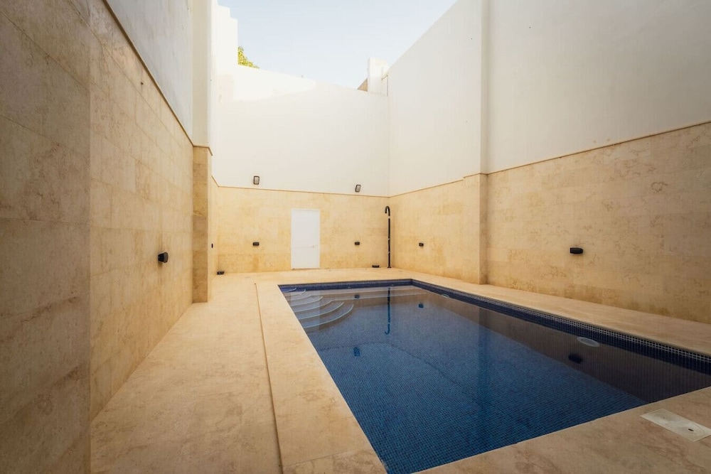 Gozo Haven With Pool Views in Nadur for Families