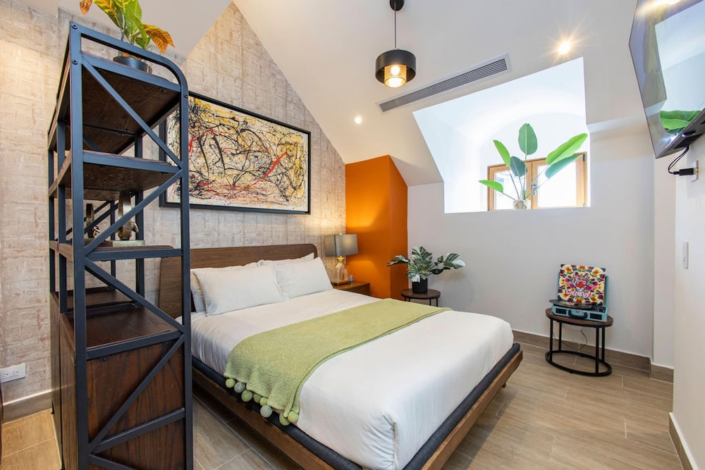 The Lucas Loft w Priv Rooftop Casco Viejo