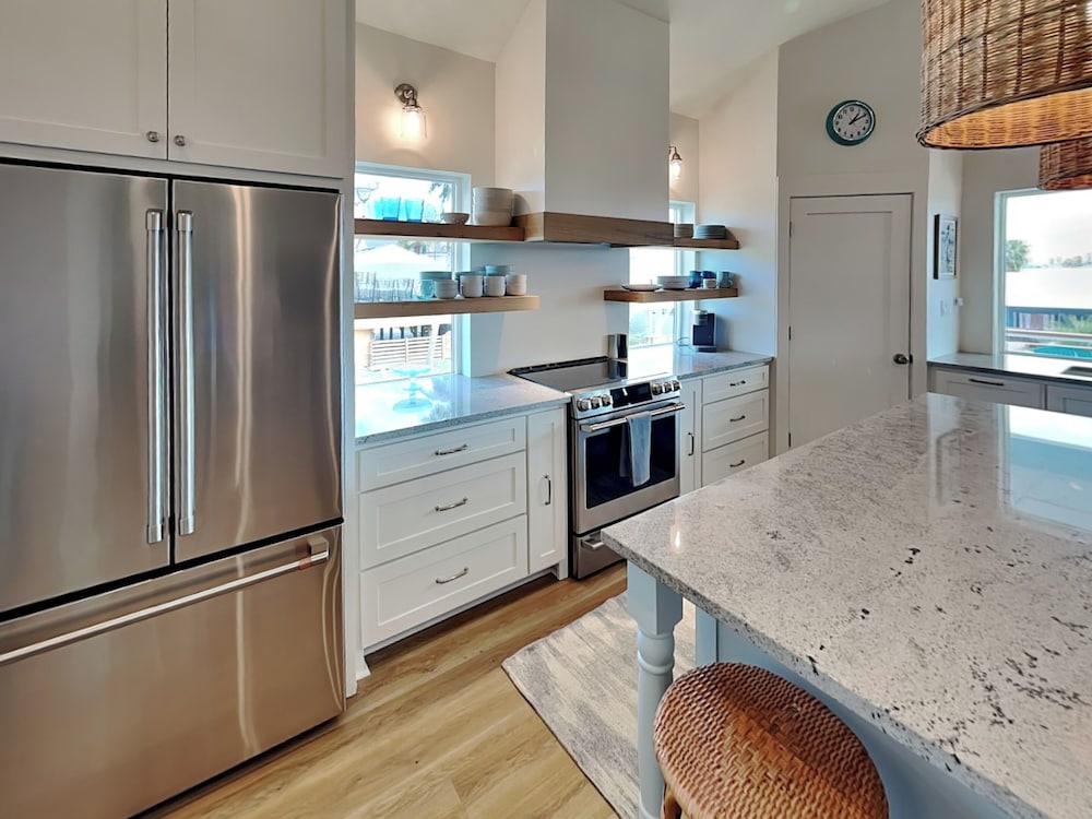 Glory Daze by Silver Sands Vacation Rentals
