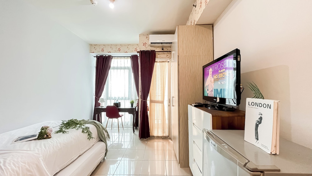 Studio Apartment Near Kebayoran Station At Pakubuwono Terrace