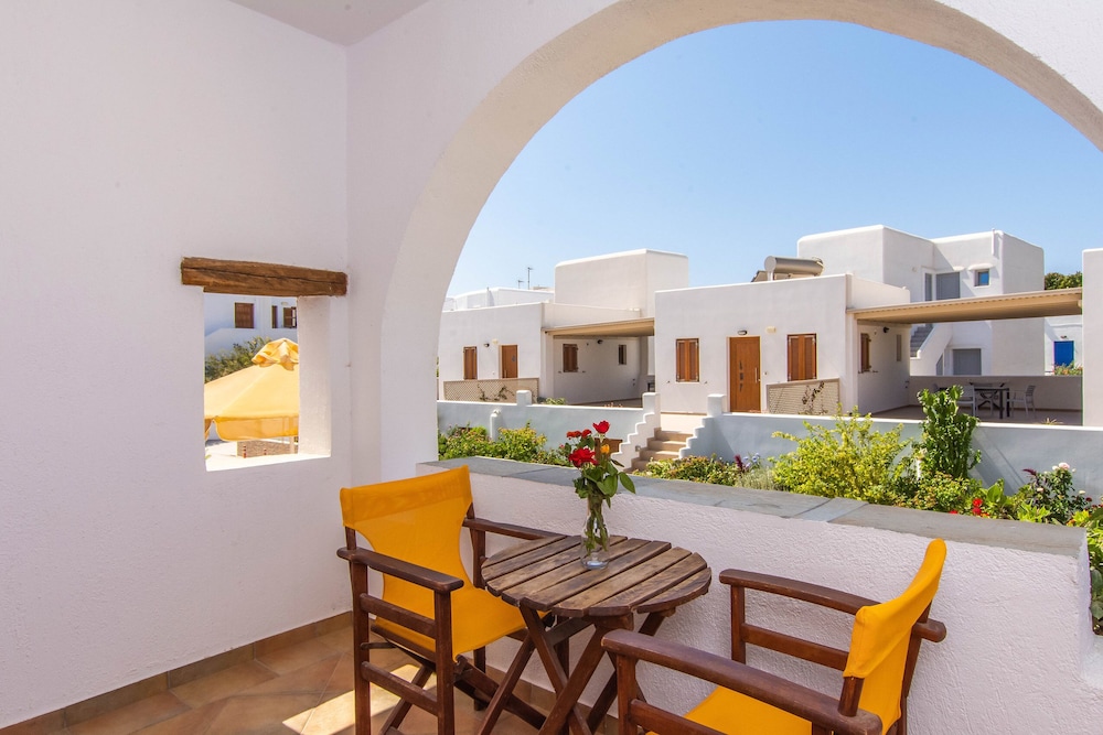 Hotel Summer Dream II - Image 1