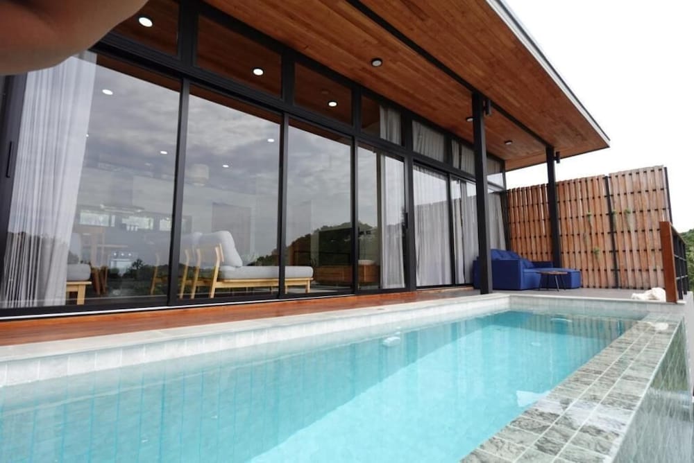 Yume 17 Sea View Villas