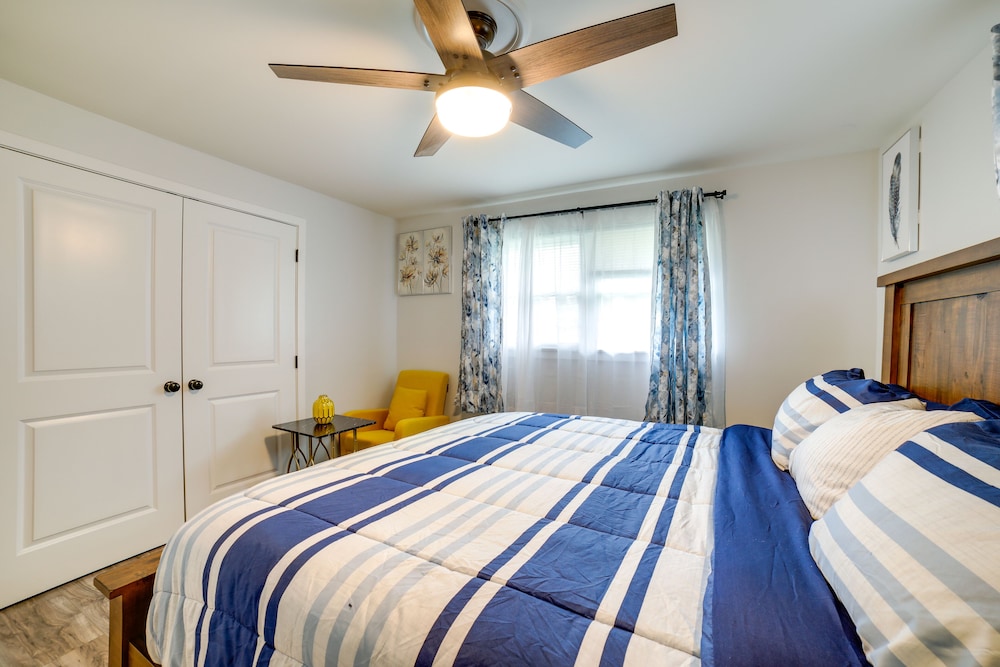 Pittsburgh Vacations - Monroeville Vacation Rental - 2 Mi to Downtown! - Property Image 4