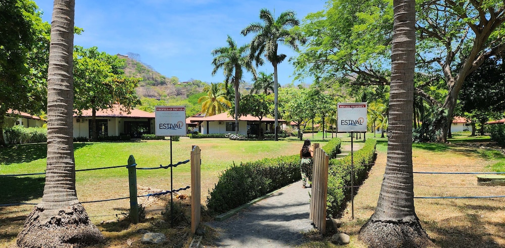 Playa Prieta Beachfront Villas