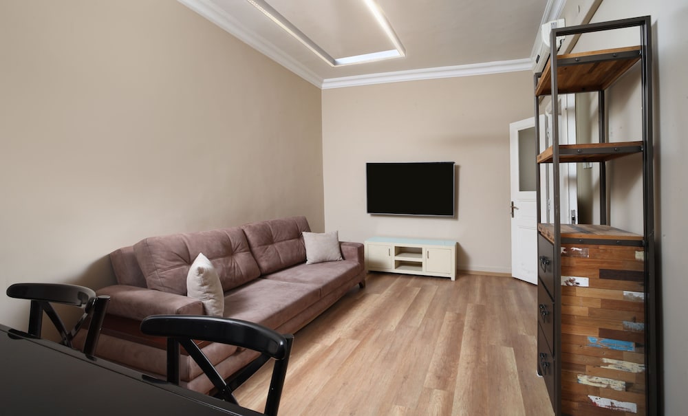 Meroddi Galata Daireleri - Image 12