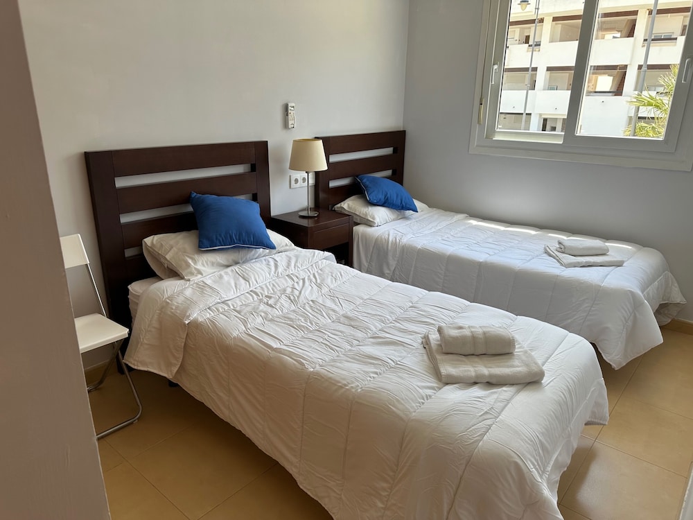 2 Bed Penthouse in Condado de Alhama Naranjos 4