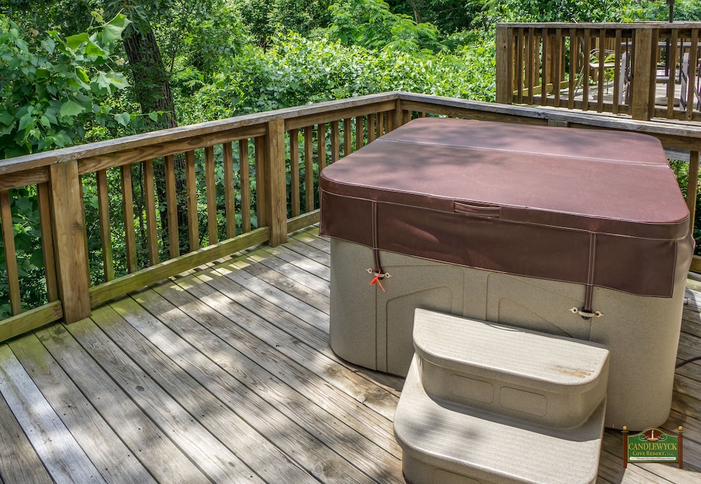 Candlewyck Cove Resort