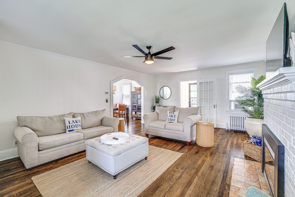 Fish & Ski: Lakefront Retreat By Mt Southington