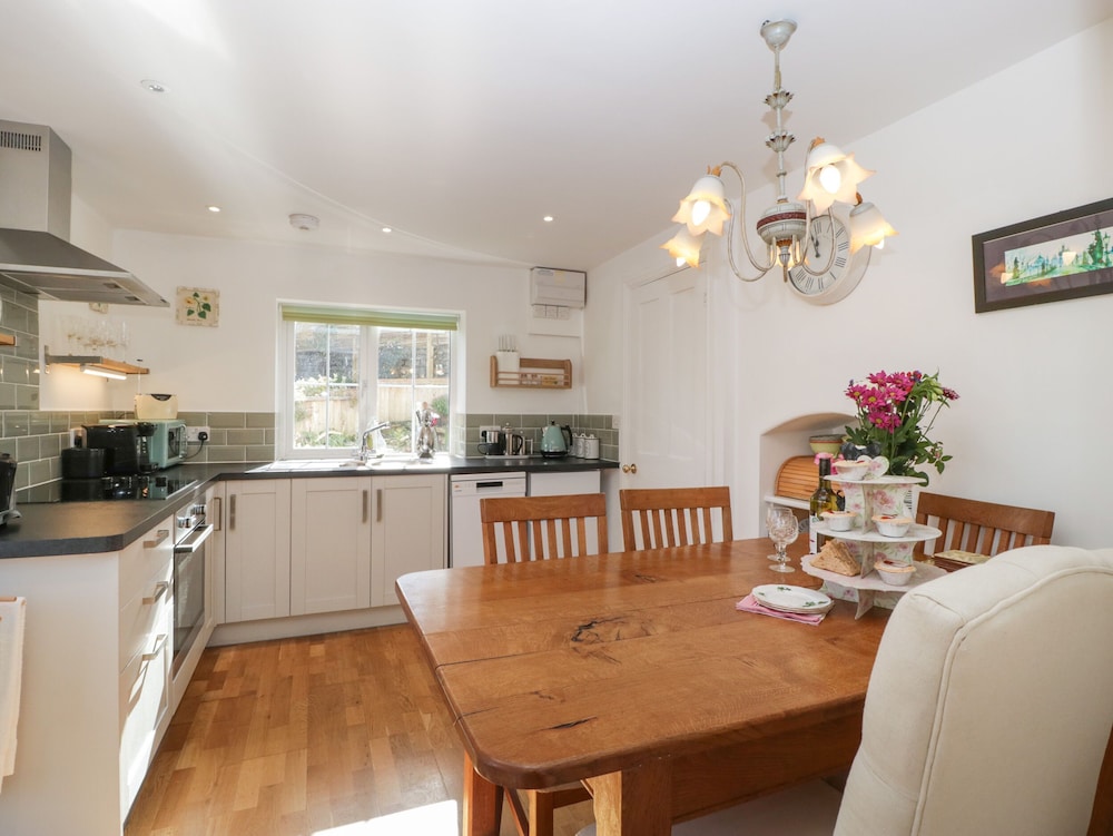 Pound Cottage