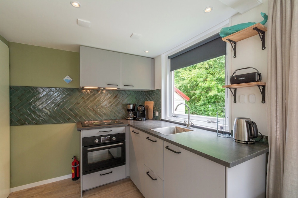 Duinland 50 Holiday Home for 4-people Near Beach