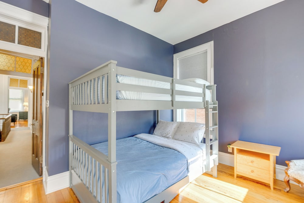 Home 2 Mi to Dtwn St Louis: Great for Families!
