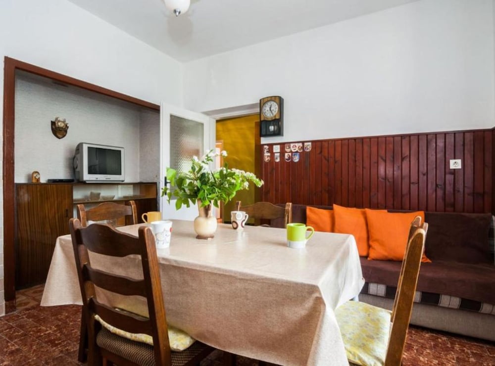 Seaside Oasis Apartments on Island Ugljan