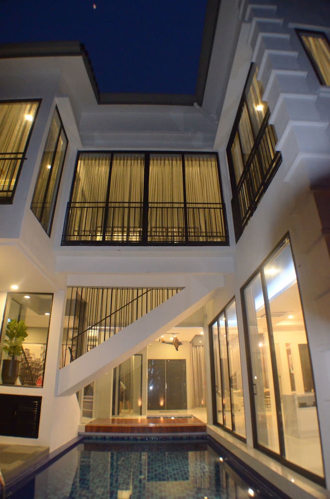 Atlantis Pool Villa Ipoh