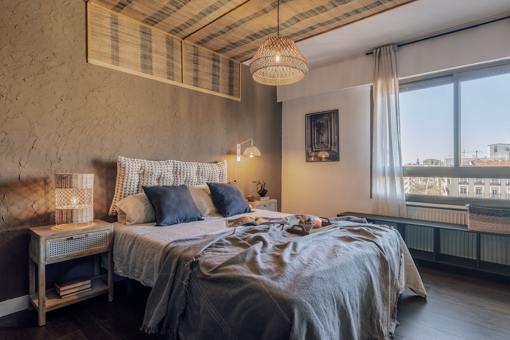 Wukro - 2 Bedrooms and Terrace in Chamber