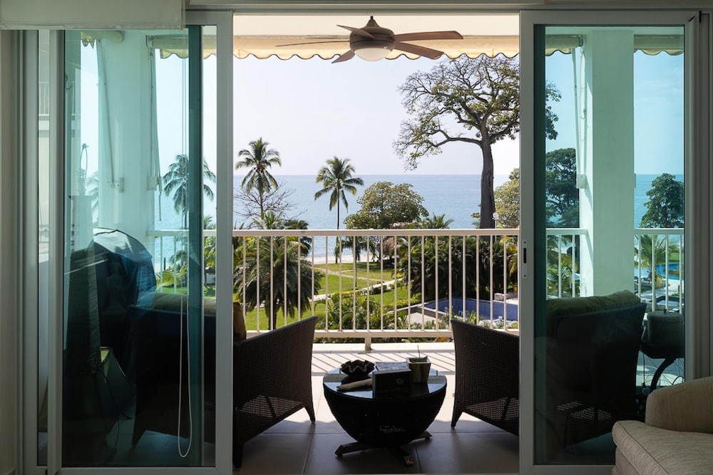 Aqua Chiara Condo by Acomodo Bijao Long Stay