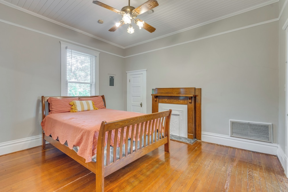8 Mi to Pensacola Beach: Home w/ Private Pool