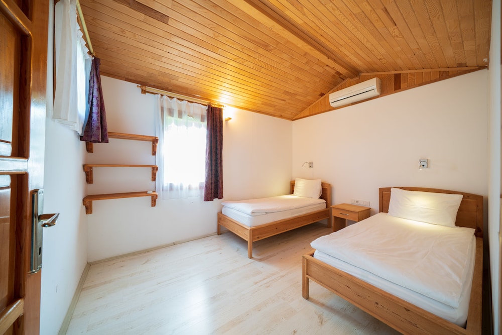 Etenna Beach Bungalows - Image 70