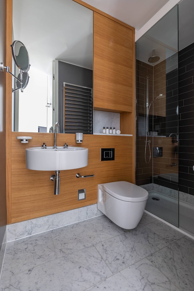 Hanway Street by Onefinestay