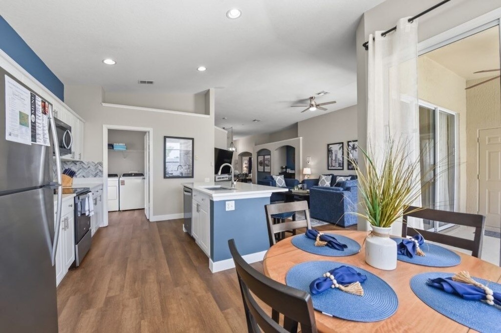 4br Resort Villa W/ Pool & Spa Close To Disney 4 Bedroom Villa