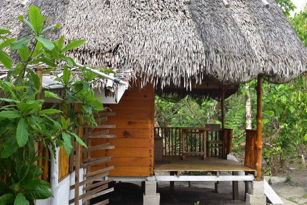 Bosolu Surf Camp