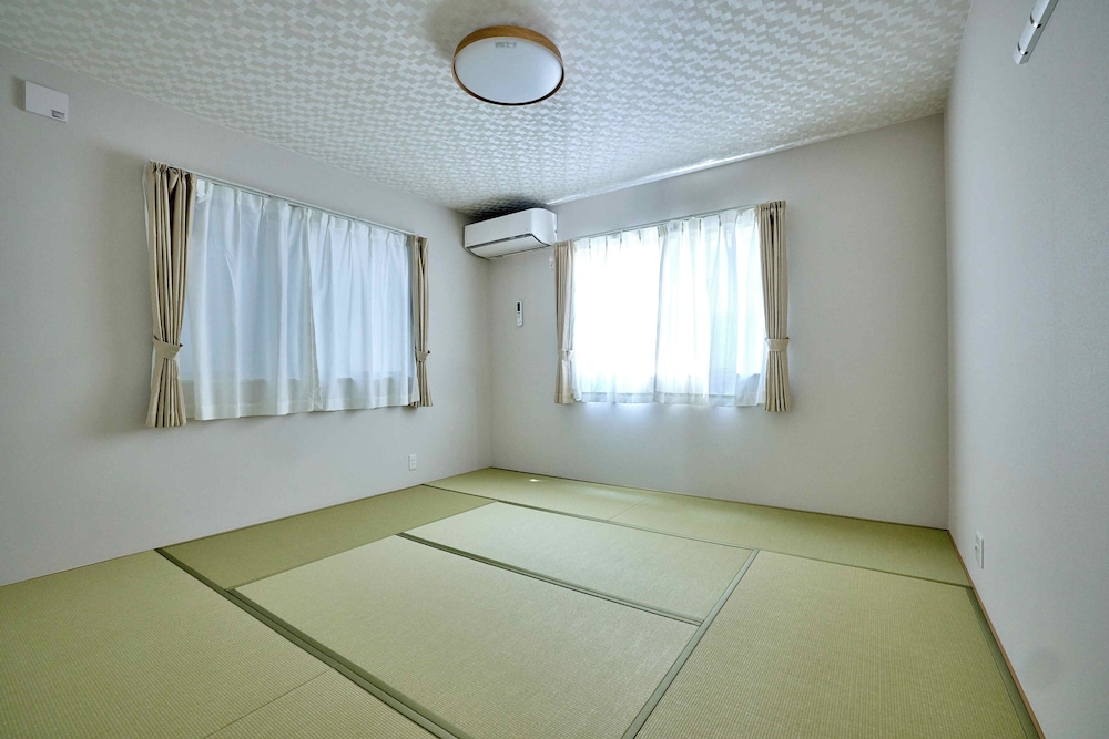 AileHouse A・B