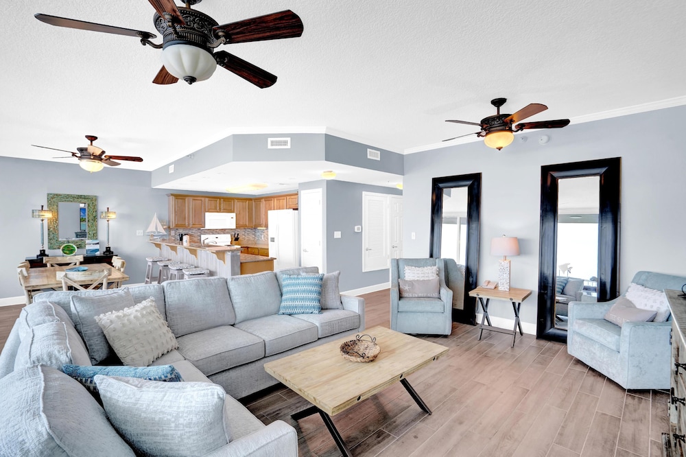 Sanibel 1103
