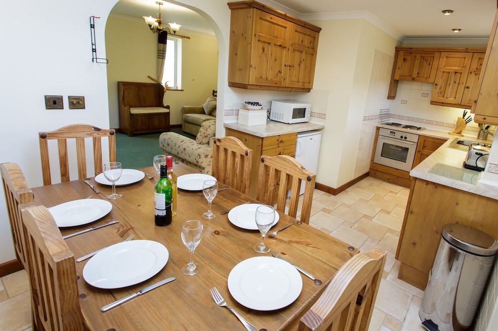 Tregurrian Villas