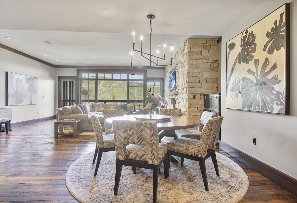 Arrowleaf Lodge at Deer Valley Resort - Three Bedroom Residence #315 3 Condo
