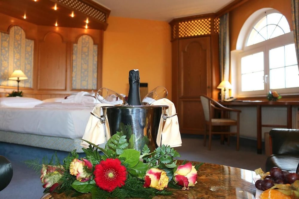 Hotel Spanischer Hof - Property Image 50