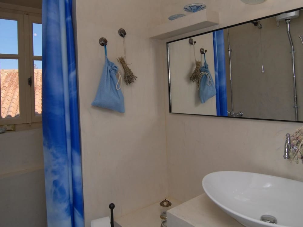 Mazaraki Guesthouse