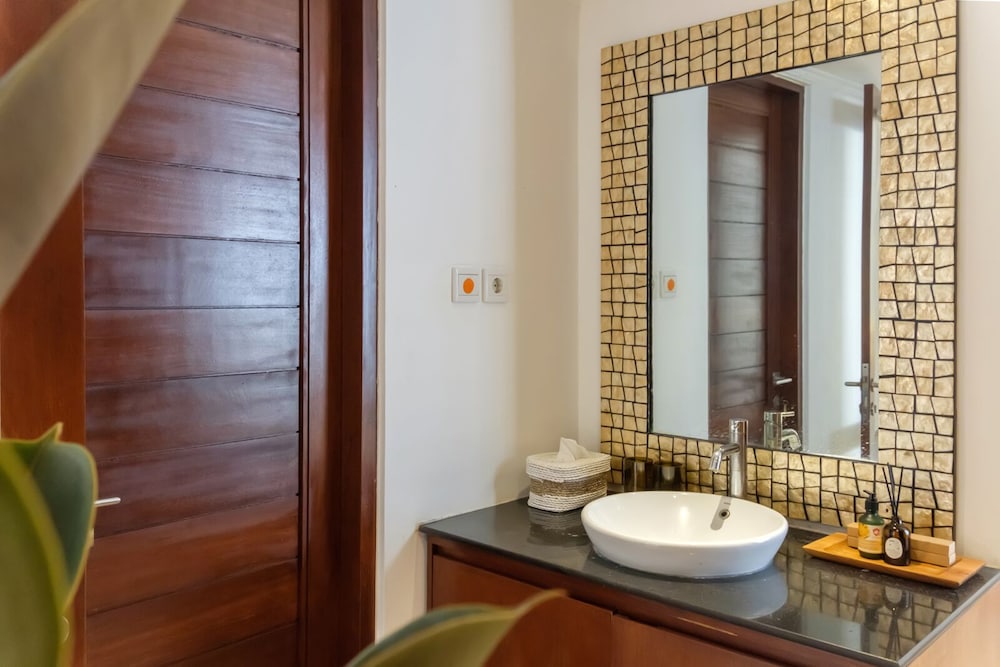 Madeira Casa Canggu Bali