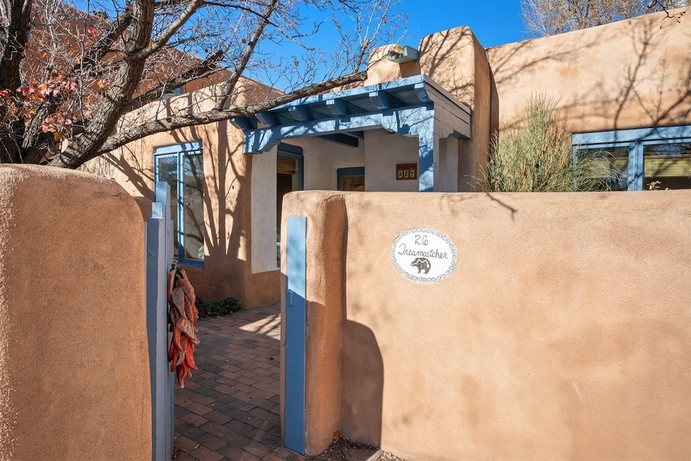 Dreamcatcher - Walk Everywhere in Santa Fe view 4