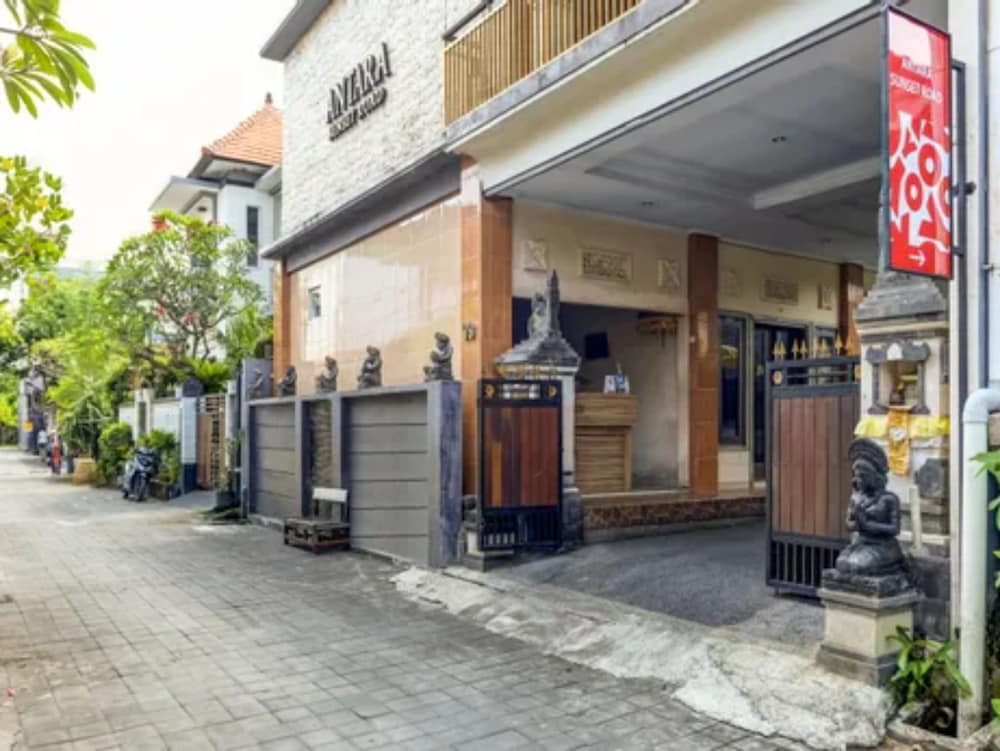 Antara Sunset Road, กูตา, อินโดนีเซีย - 13