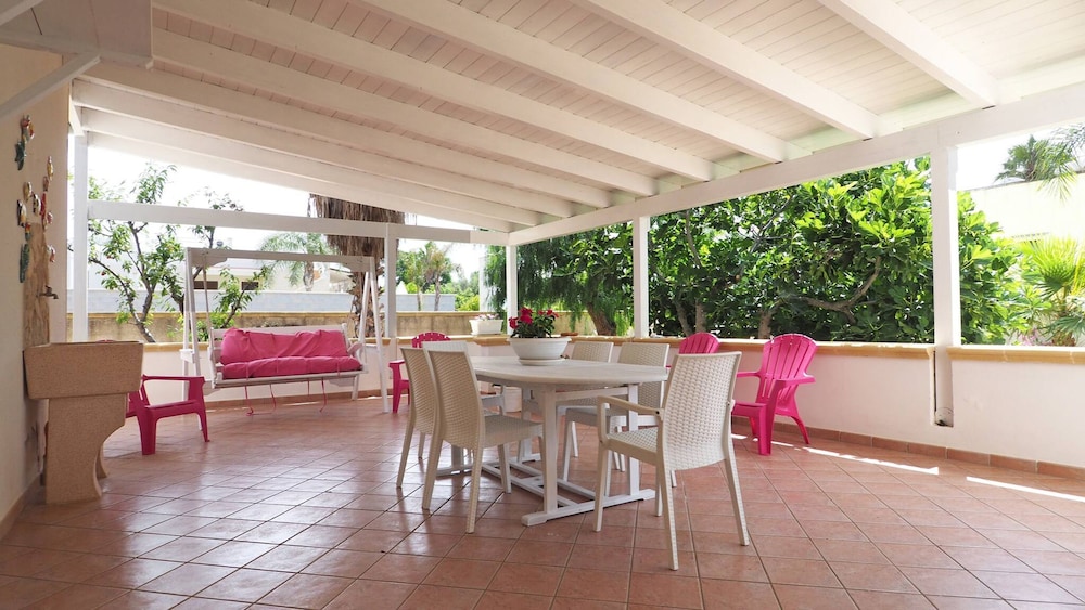 Villa Bellavista 8 Guests 3 Bedrooms by the sea