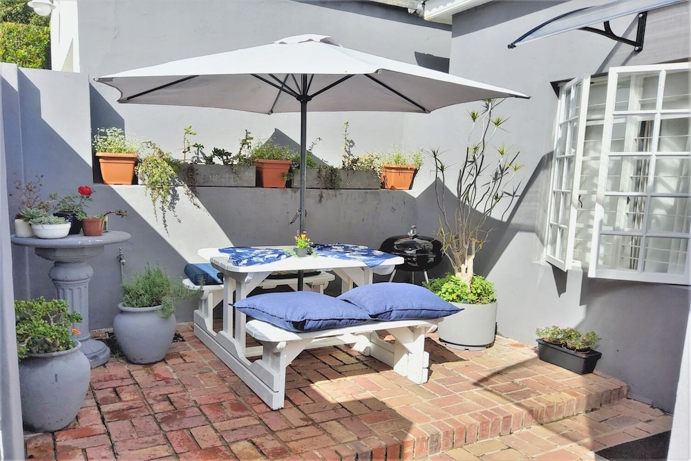 Sea Point Lifestyle Lodge
