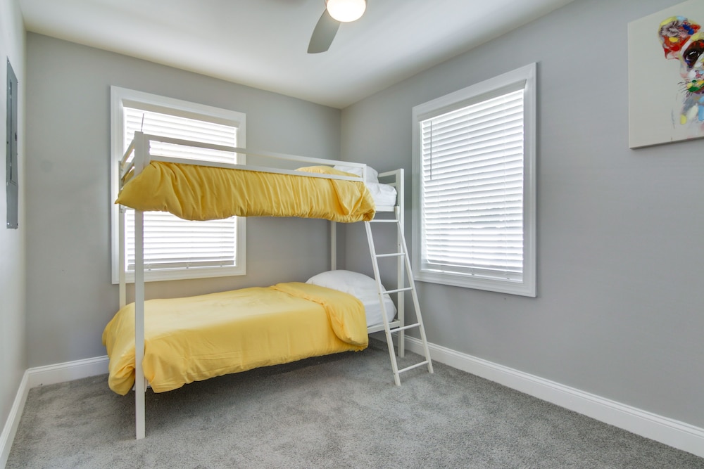 Updated Home - Walk to Salisbury University! view 5