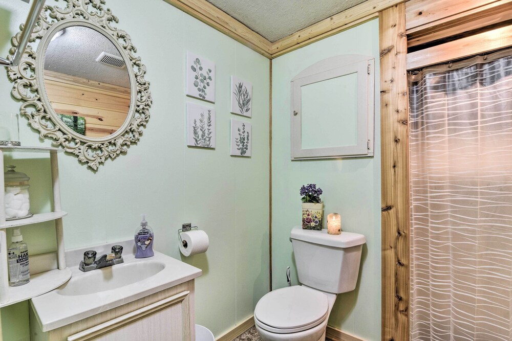Charming Gladwin Family Cottage - Indian Lake