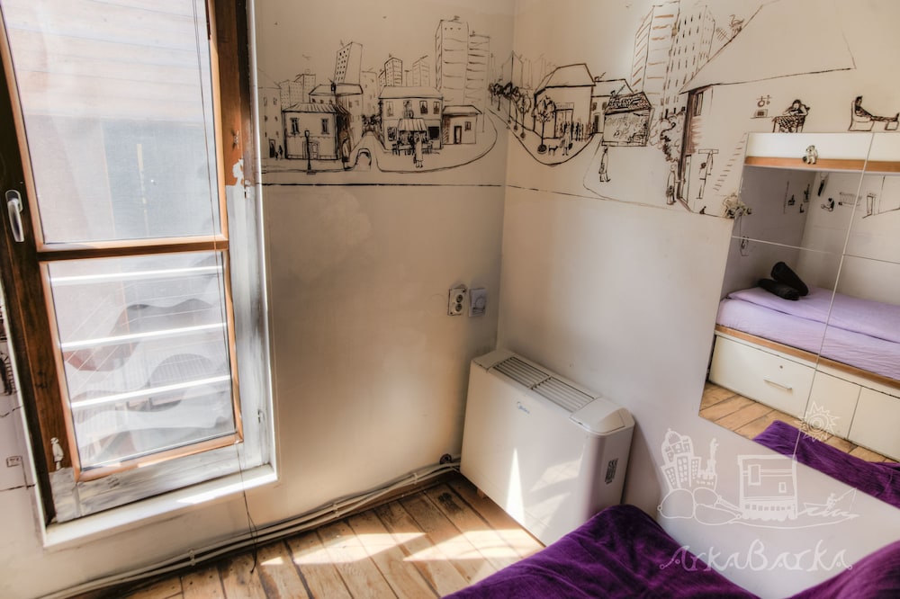 ArkaBarka Floating Hostel and Apartments