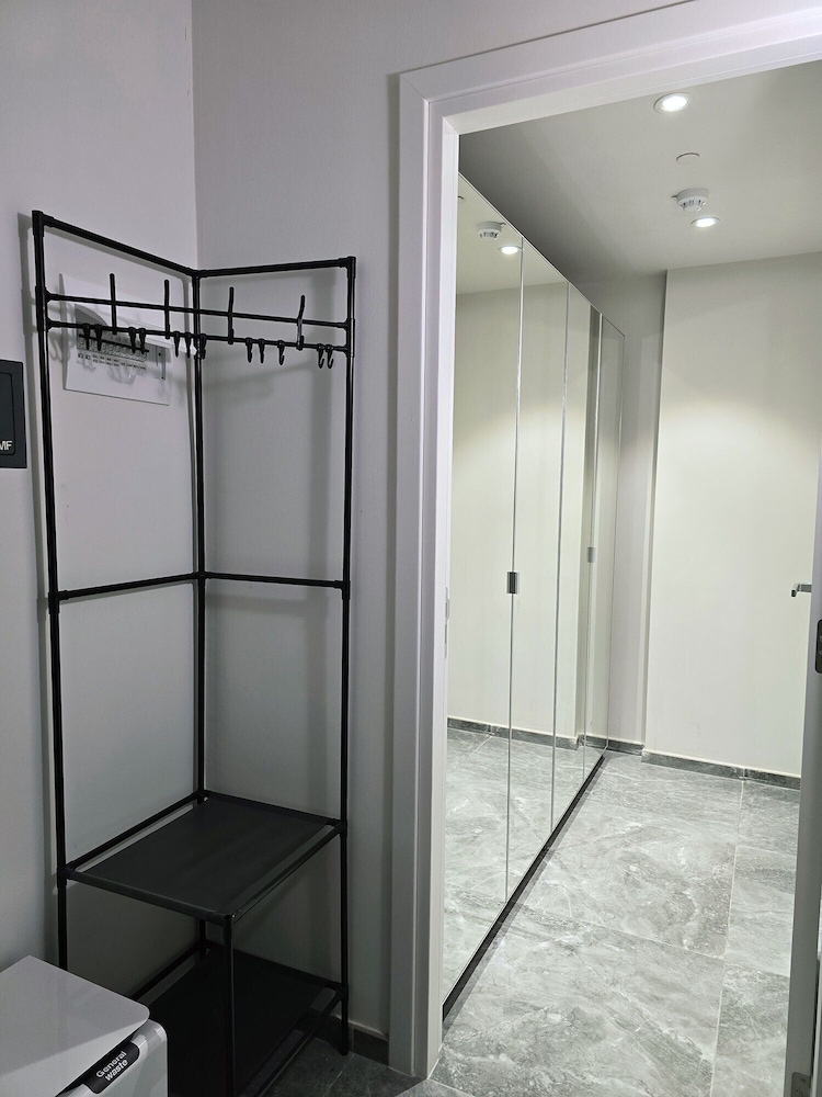Mercury Suites - Skydream Getaways photo 4