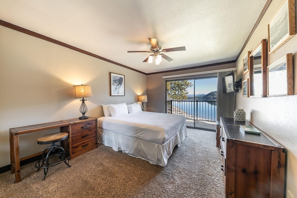 247 Bldg C 1 Bedroom Condo