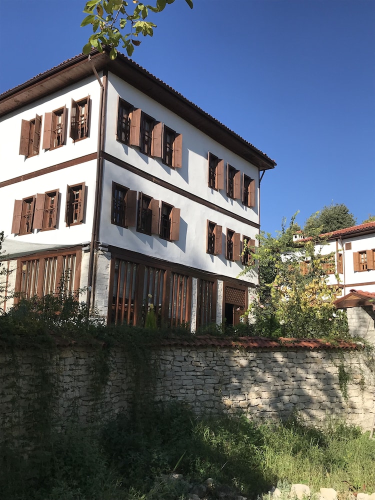 Safranbolu Camlica Konagi Carsi Evi