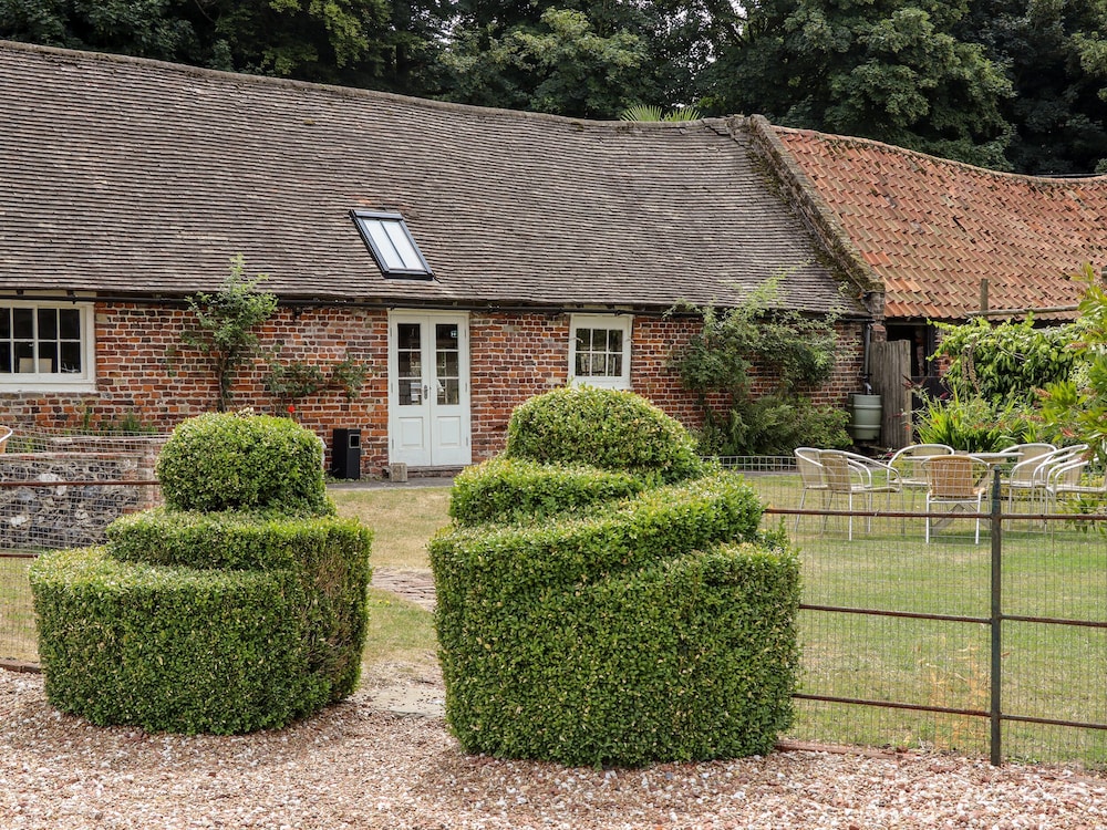 Solton Manor