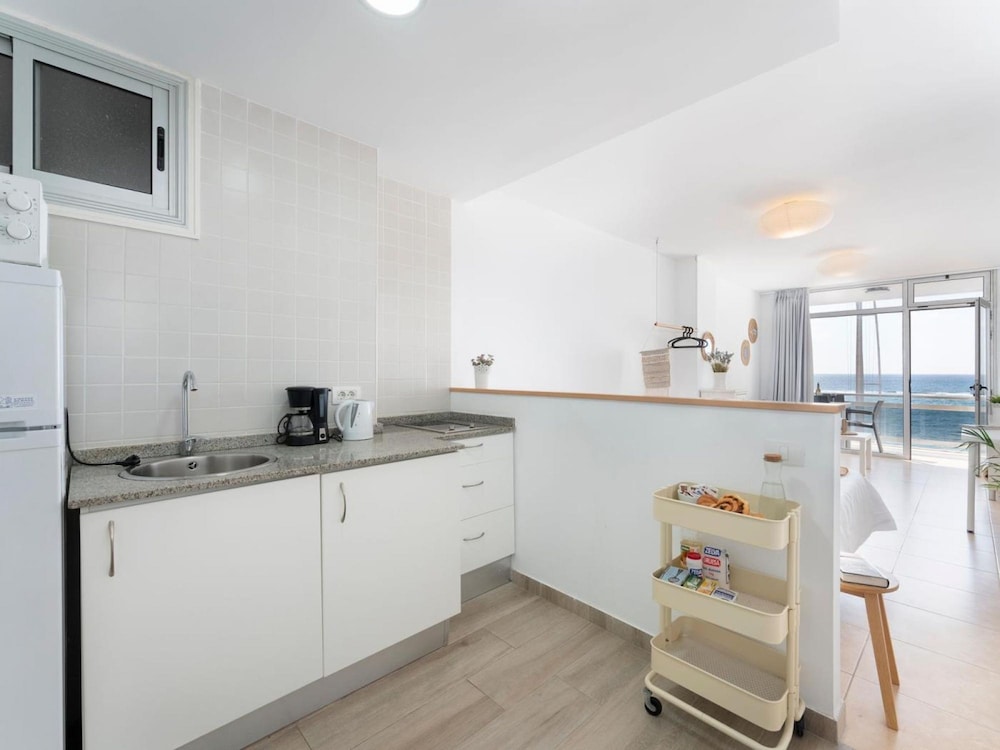 Loft on Las Canteras Beach Terrace sea Views Wifi