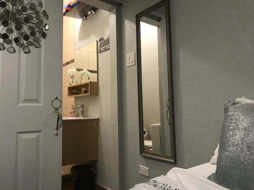 Abacus Jamaica the Zana Suite