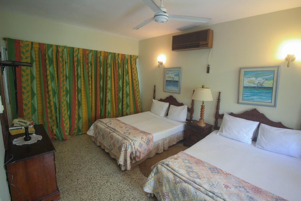 Sahara Hostel