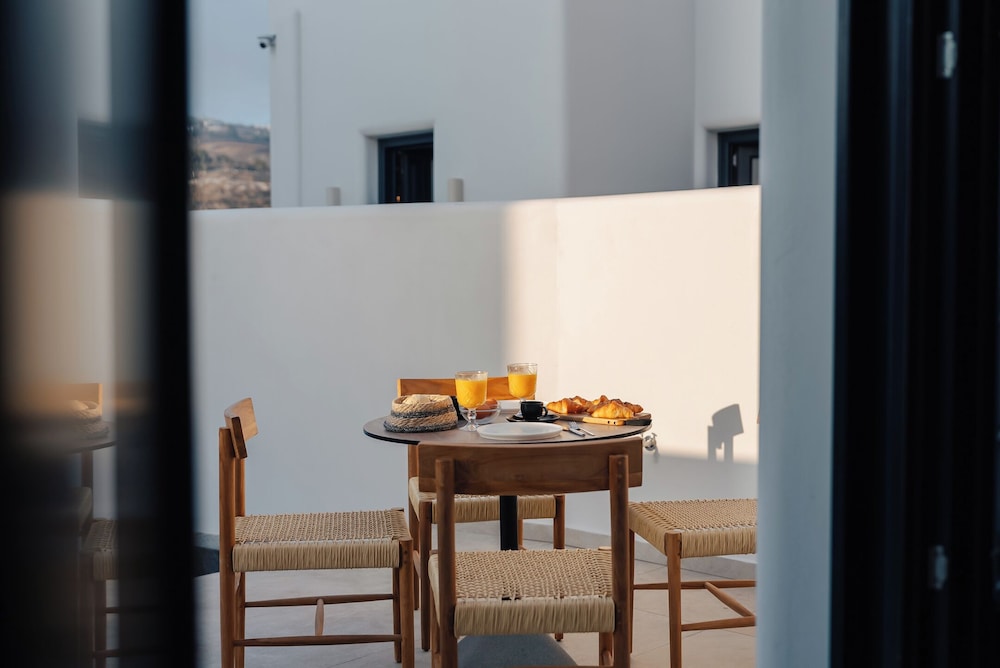 Erthā Suites with private pools