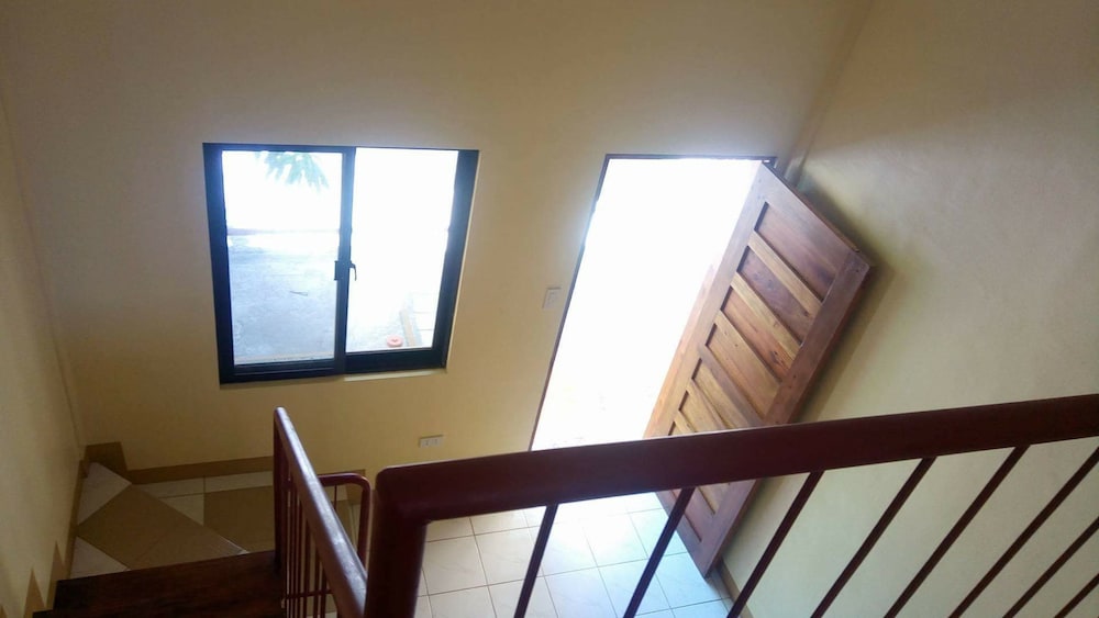 Sunday Cocoon Guesthouse 1