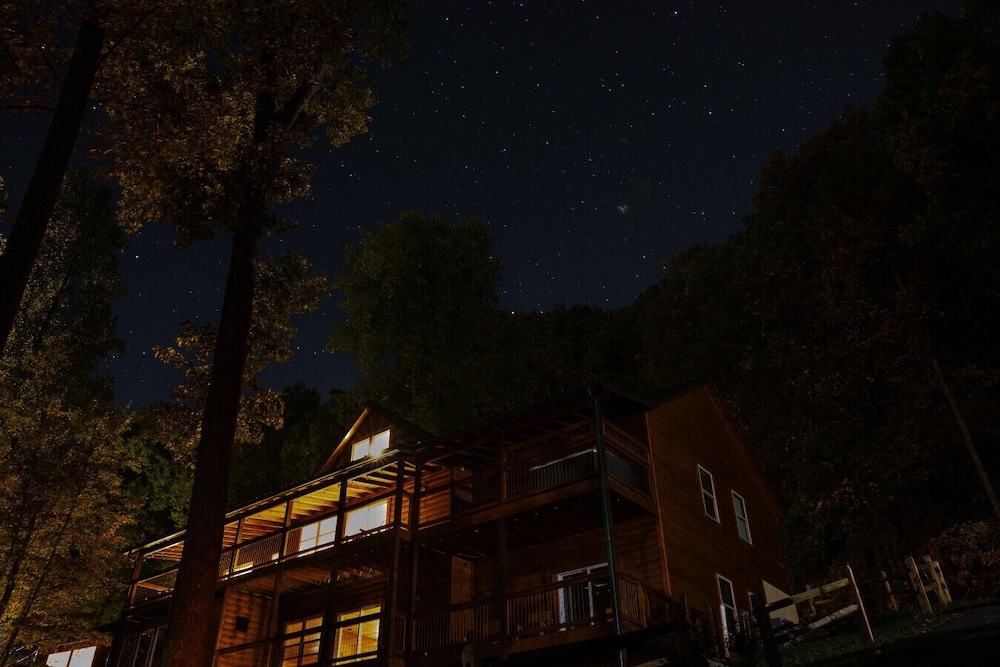 Twin Summit Resort